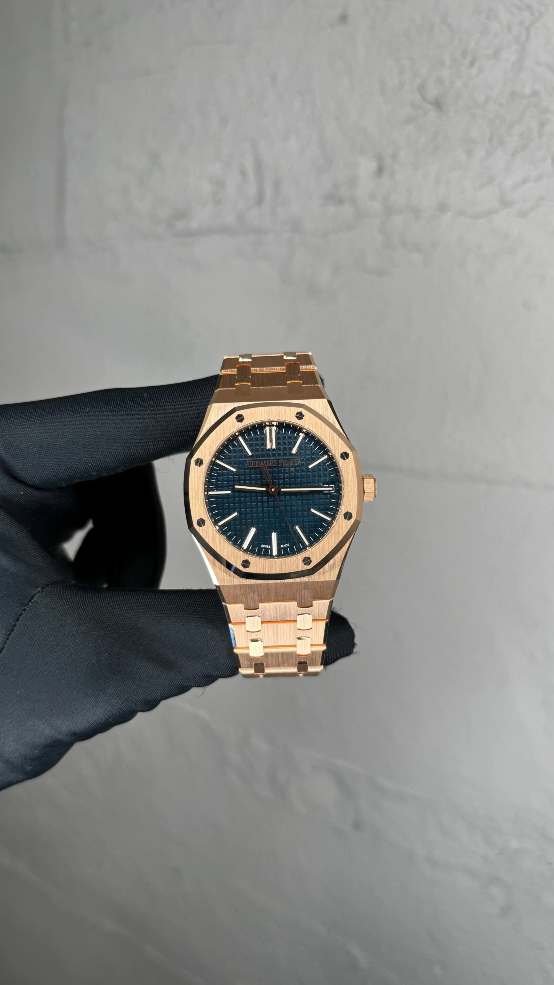 Watch Image